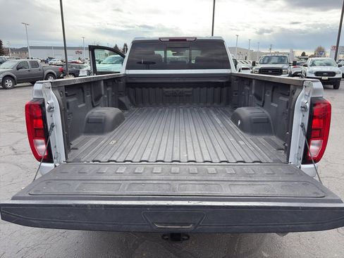 Used 2020 GMC Sierra 2500 SLE w/ SLE Value Package; image 22