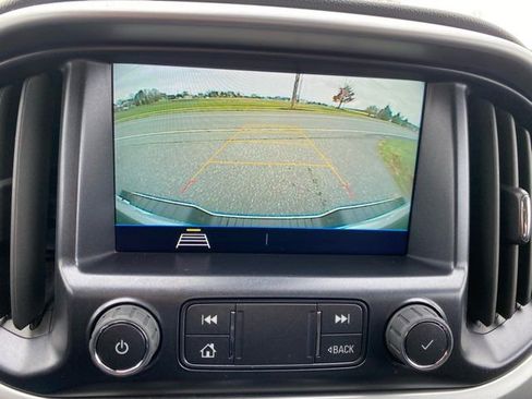 Used 2022 Chevrolet Colorado LT w/ Fleet Safety Package image 14