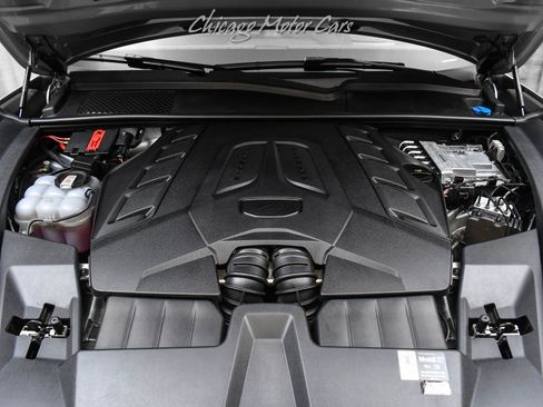 Used 2025 Porsche Cayenne GTS image 57