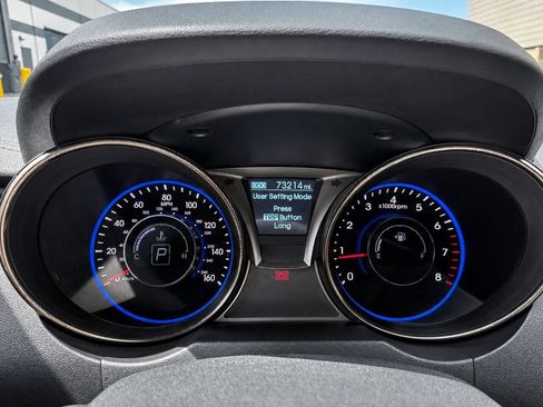 Used 2014 Hyundai Genesis 2.0T RWD image 14