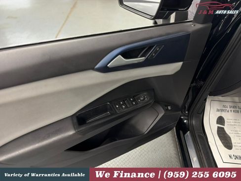 Used 2022 Volkswagen Taos SE AWD/4WD image 25