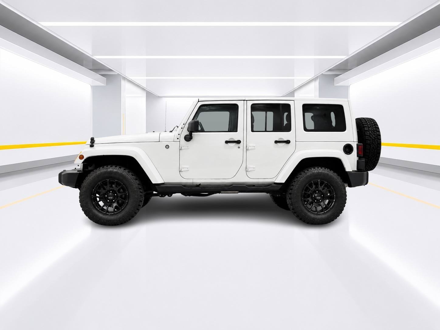 Used 2018 Jeep Wrangler Unlimited Sahara AWD/4WD image 2