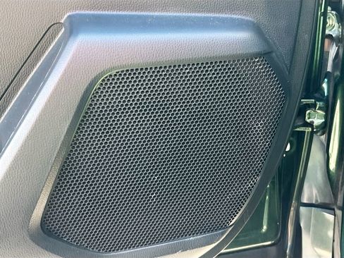 Used 2023 Toyota Highlander XLE w/ Protection Package #3 (TMS) FWD image 18
