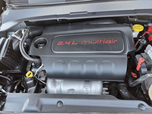 Used 2020 Jeep Compass Limited FWD image 24