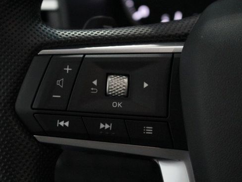 New 2026 Mitsubishi Outlander ES image 9