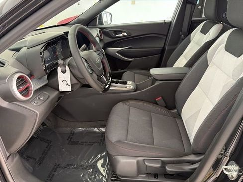 New 2026 Chevrolet Trax RS image 10