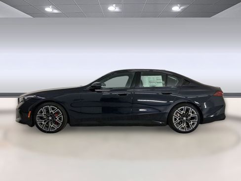 New 2026 BMW i5 eDrive40 RWD image 2