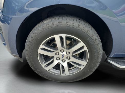 Used 2022 Ford Expedition Max XLT AWD/4WD image 30