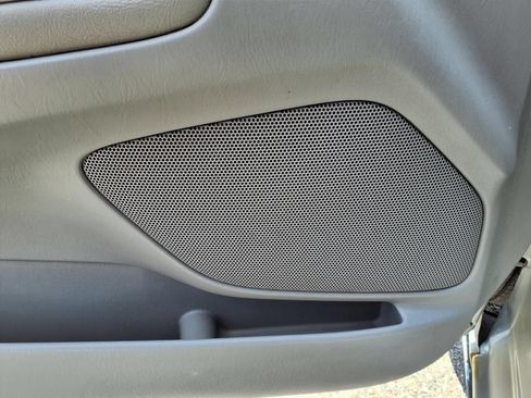 Used 2004 Toyota Camry FWD image 16