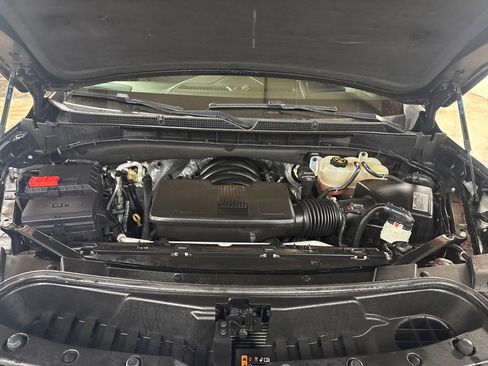 Used 2021 GMC Yukon Denali w/ Denali Premium Package image 10