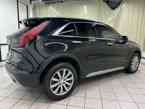 Used 2022 Cadillac XT4 Premium Luxury w/ Safety Alert Package AWD/4WD image 3