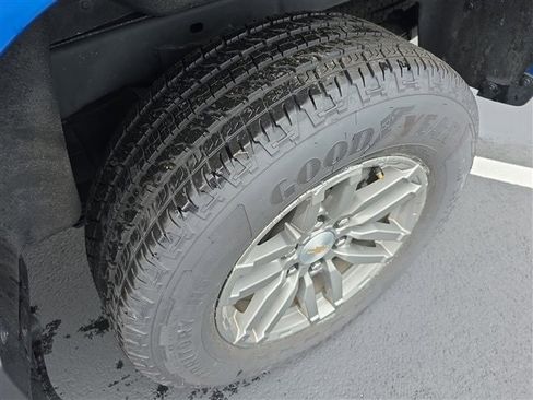 Certified 2023 Chevrolet Colorado LT w/ LT Convenience Package II image 17