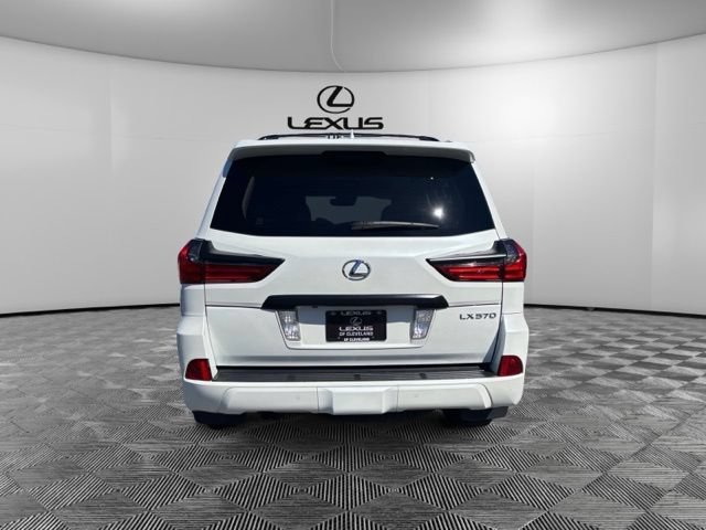 Used 2017 Lexus LX 570 4WD w/ Luxury Package image 6