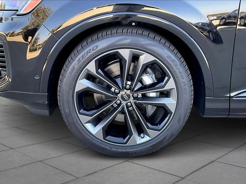 New 2026 Audi Q7 Premium Plus image 11