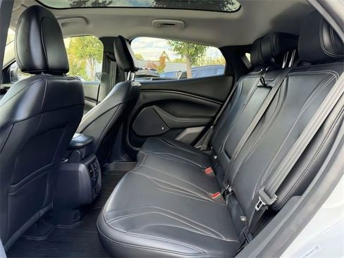 Used 2021 Ford Mustang Mach-E Premium image 22