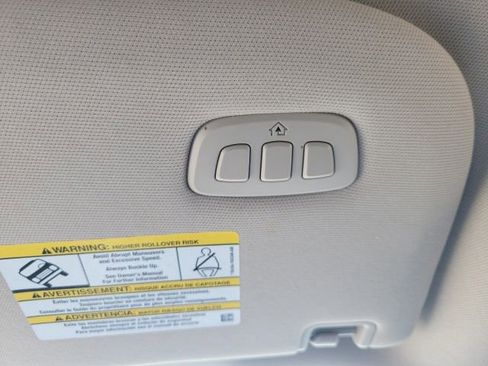 Used 2024 Ford Expedition XLT image 11