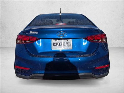 Used 2020 Hyundai Accent SE FWD image 6