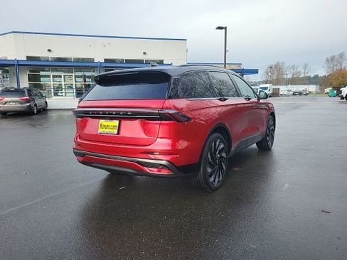 New 2026 Lincoln Nautilus Reserve image 8