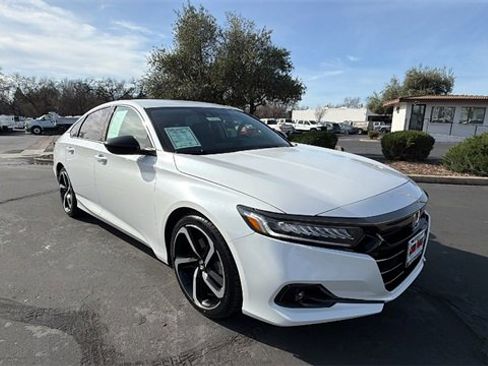 Used 2021 Honda Accord Sport Special Edition image 2