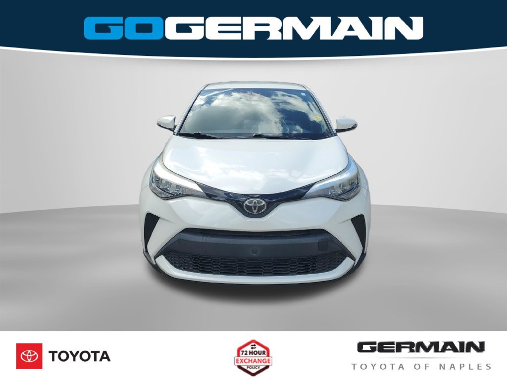 Used 2021 Toyota C-HR XLE FWD image 3