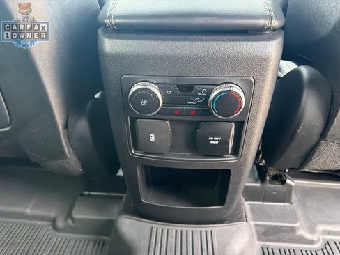 Used 2020 Ford Explorer Limited w/ Class III Trailer Tow Package AWD/4WD image 18