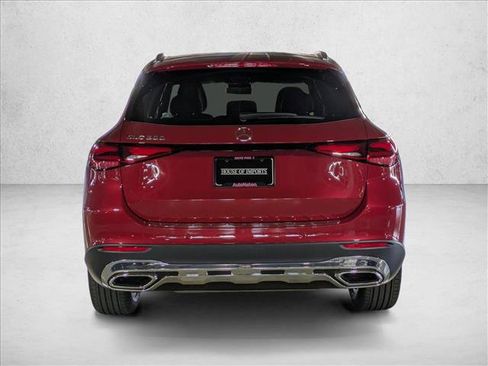 New 2026 Mercedes-Benz GLC 300 image 8