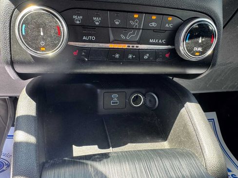 Used 2023 Ford Escape Active AWD/4WD image 4