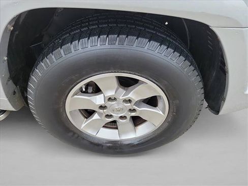 Used 2012 Toyota 4Runner SR5 w/ Premium Pkg RWD image 10