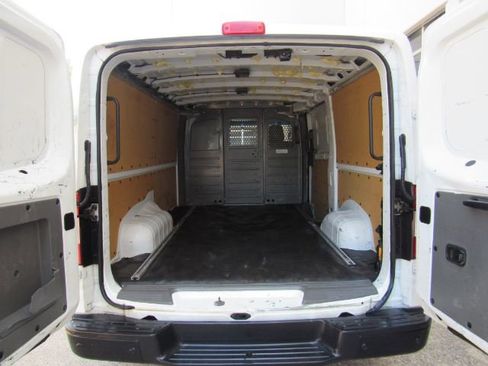 Used 2019 Nissan NV 2500 SV image 9