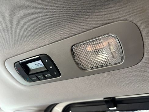 Used 2020 Honda Odyssey Elite image 47