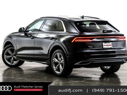 Used 2022 Audi Q8 Premium Plus image 12