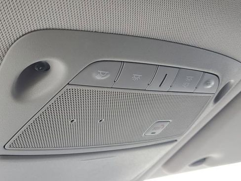 Used 2020 Nissan Pathfinder SL AWD/4WD image 33