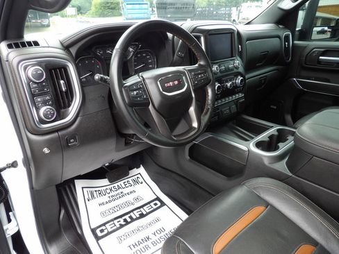 Used 2023 GMC Sierra 3500 AT4 w/ AT4 Preferred Package AWD/4WD image 14