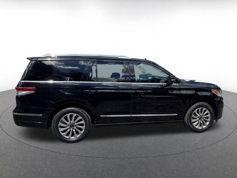 Used 2024 Lincoln Navigator Premiere image 10