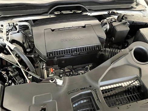 New 2025 Honda Pilot EX-L image 13