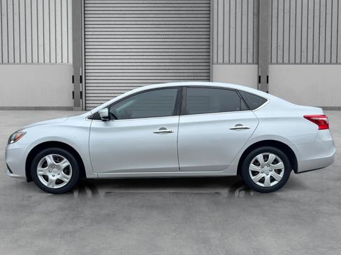 Used 2018 Nissan Sentra S FWD image 2