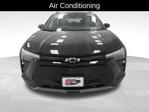New 2026 Chevrolet Blazer EV LT image 9