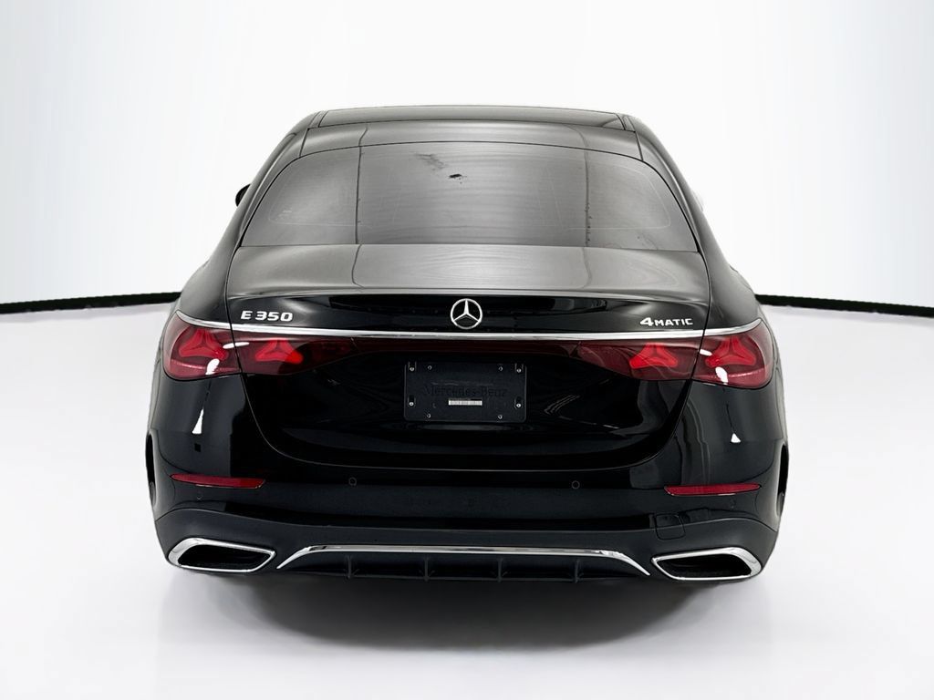 Used 2024 Mercedes-Benz E 350 4MATIC Sedan image 6
