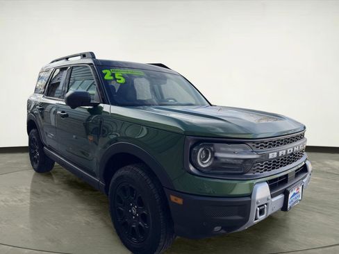 Used 2025 Ford Bronco Sport Badlands AWD/4WD image 5