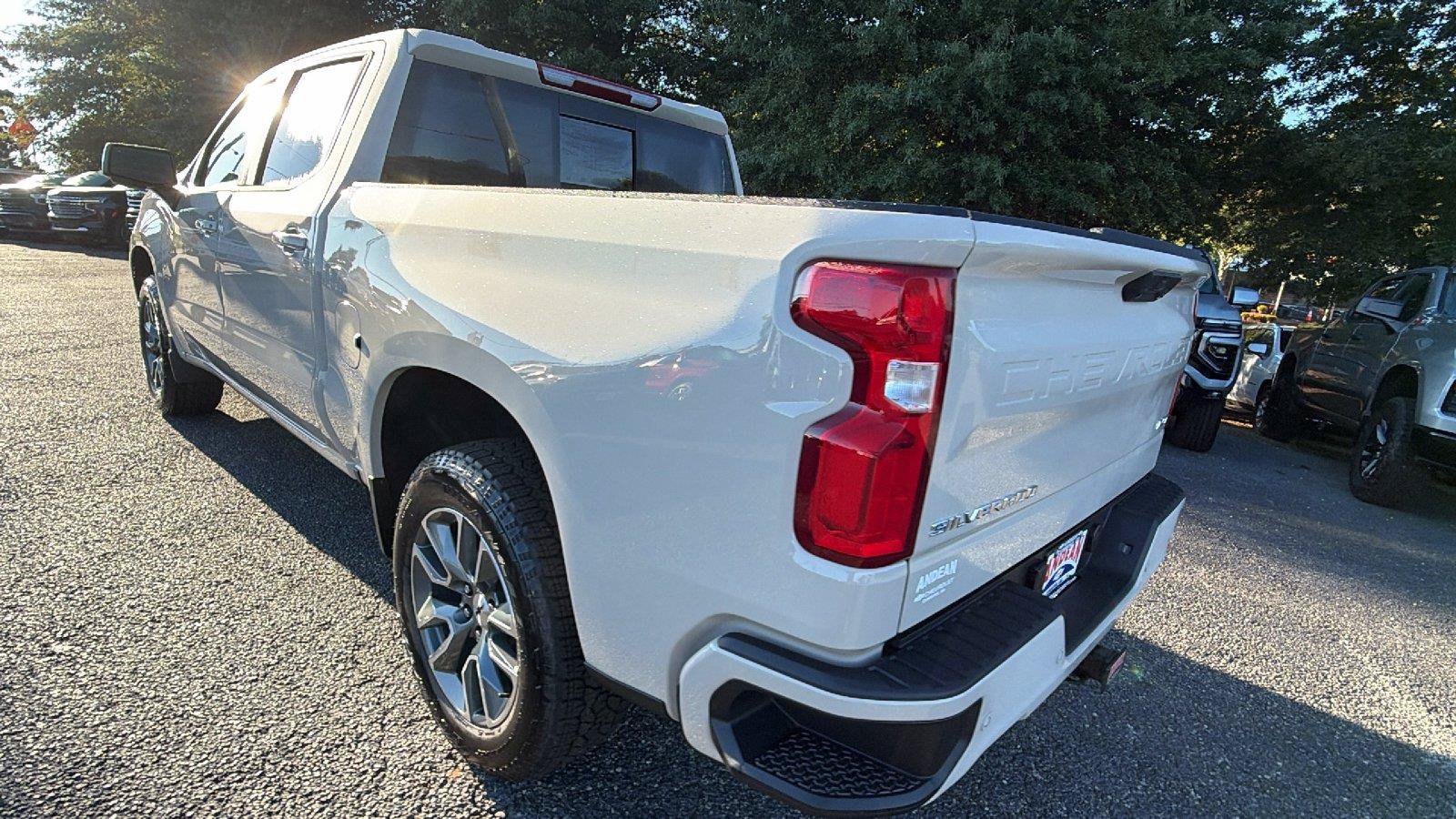 New 2026 Chevrolet Silverado 1500 RST w/ RST All Star Premium Package AWD/4WD image 10