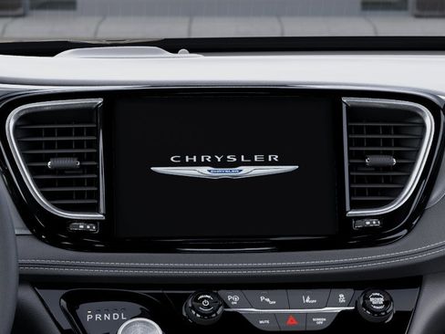 New 2025 Chrysler Pacifica Select w/ Uconnect Theater Family Group image 10