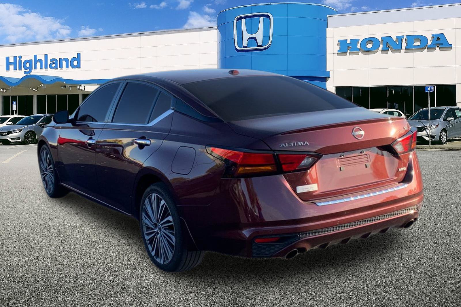Used 2023 Nissan Altima 2.5 SL AWD/4WD image 3
