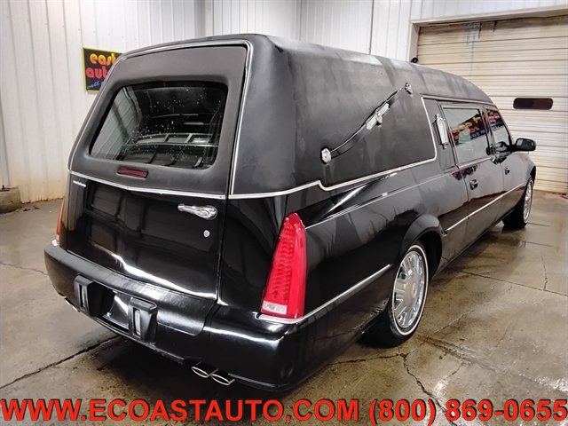 Used 2007 Cadillac DTS FWD image 3