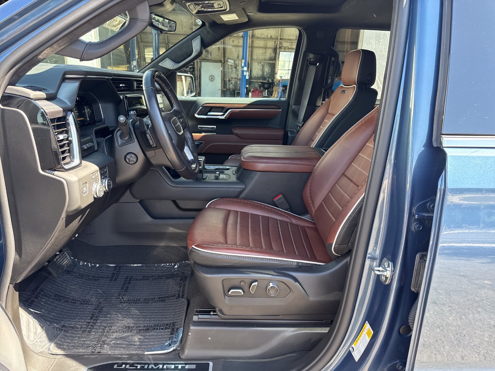 Used 2026 GMC Sierra 1500 Denali Ultimate AWD/4WD image 9