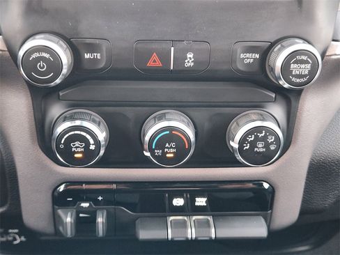 Used 2024 RAM 2500 Big Horn image 20