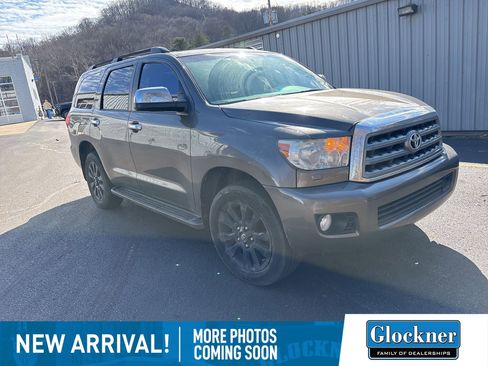 Used 2016 Toyota Sequoia Platinum image 3