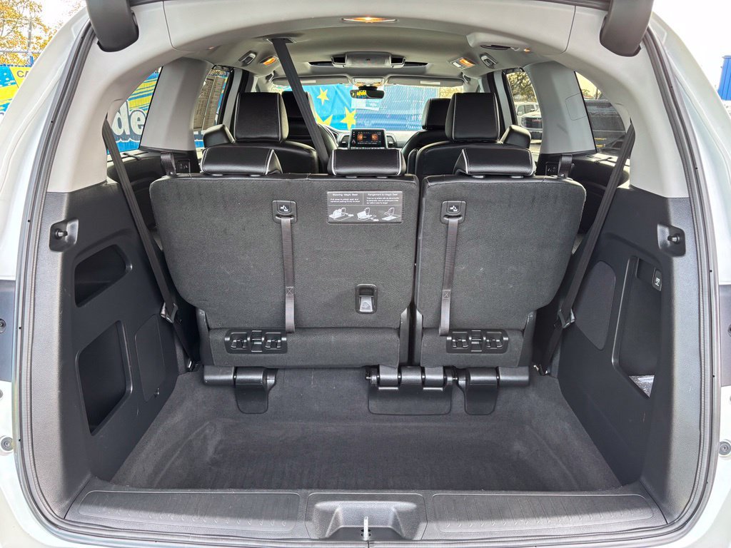 Used 2024 Honda Odyssey Elite image 5