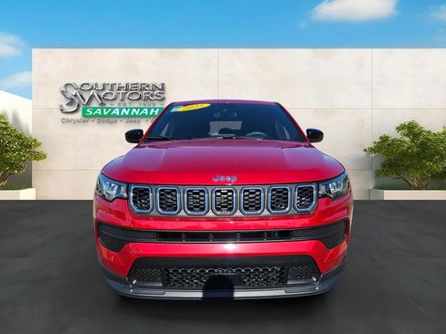 Used 2025 Jeep Compass Sport AWD/4WD image 8