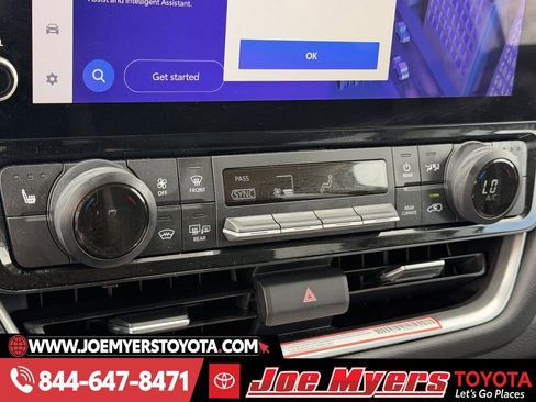 Used 2025 Toyota Grand Highlander FWD image 20