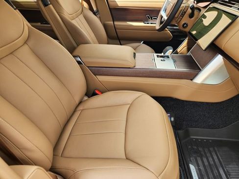 New 2026 Land Rover Range Rover SE AWD/4WD image 13